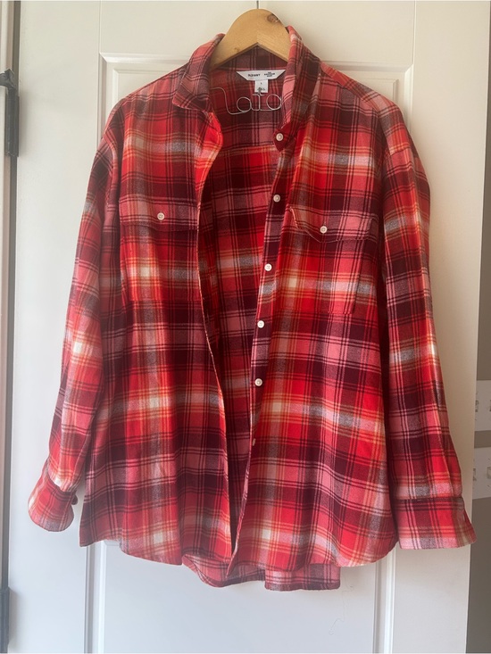 Old Navy Tops - ON The Boyfriend Shirt Red Plaid Flannel